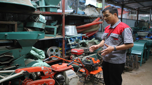  Kiếm tiền nhờ tự sáng chế máy nông nghiệp bán sang Lào, Campuchia